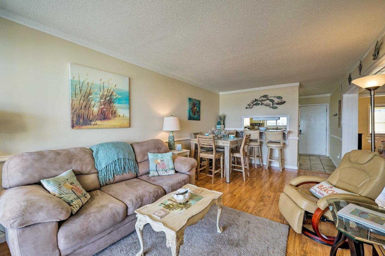 Breezy Beach Retreat With 180-Degree Ocean Views! Apartment Carolina Beach Exterior photo