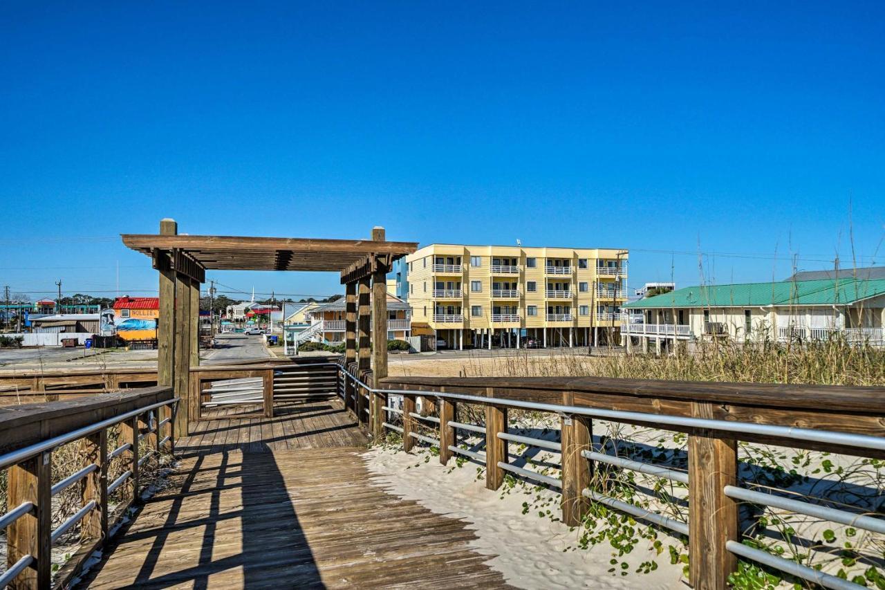 Breezy Beach Retreat With 180-Degree Ocean Views! Apartment Carolina Beach Exterior photo