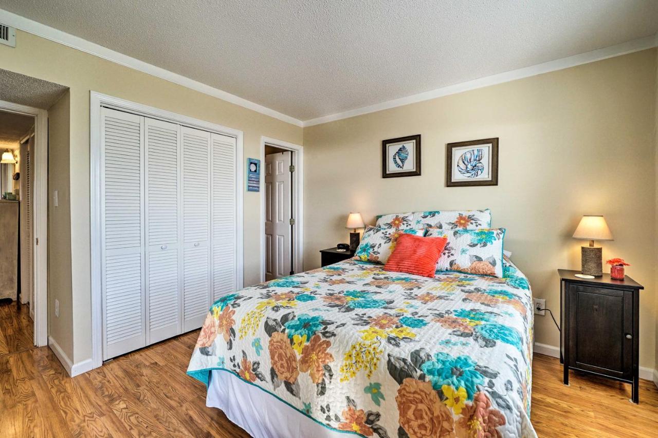 Breezy Beach Retreat With 180-Degree Ocean Views! Apartment Carolina Beach Exterior photo